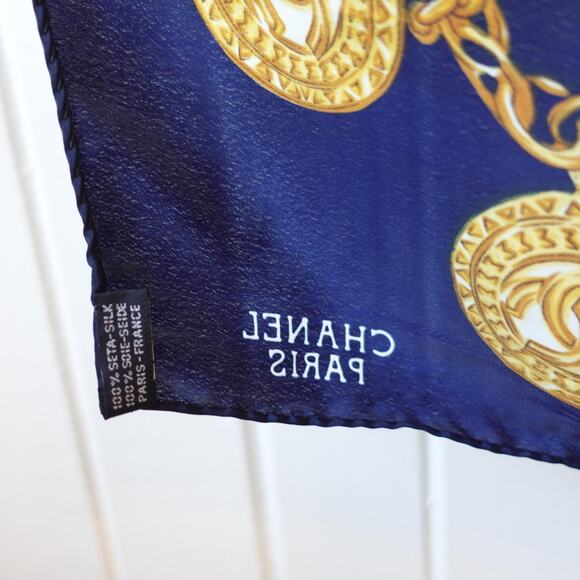 Chanel Paris Silk Scarf Womens One Size Square Navy Gold Red Coin Chain Print - Picture 5 of 8